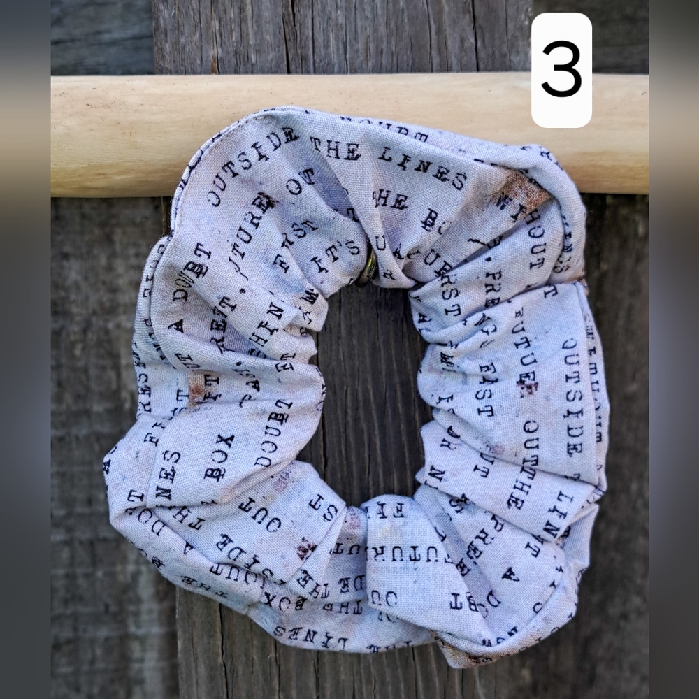 ONE Scrunchie Hair Tie Cotton Multicolor Black White Script Prints - Picture 7 of 7